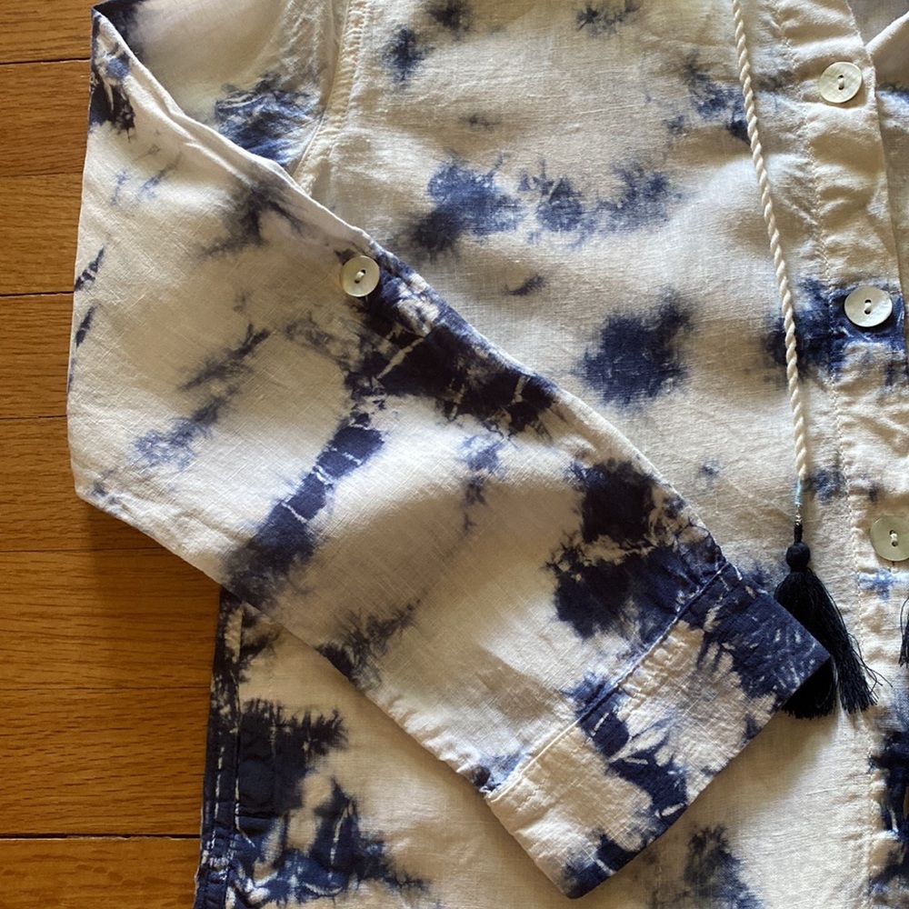 Rachel Zoe beach linen tie dye hooded button down - Picture 4 of 6
